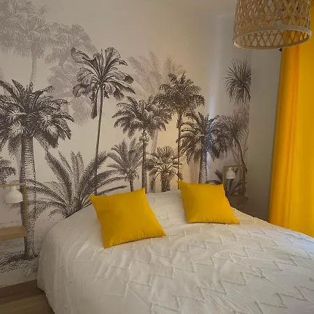 Apartment -La Chouette Terrasse- Centre Ville, Parking Dijon